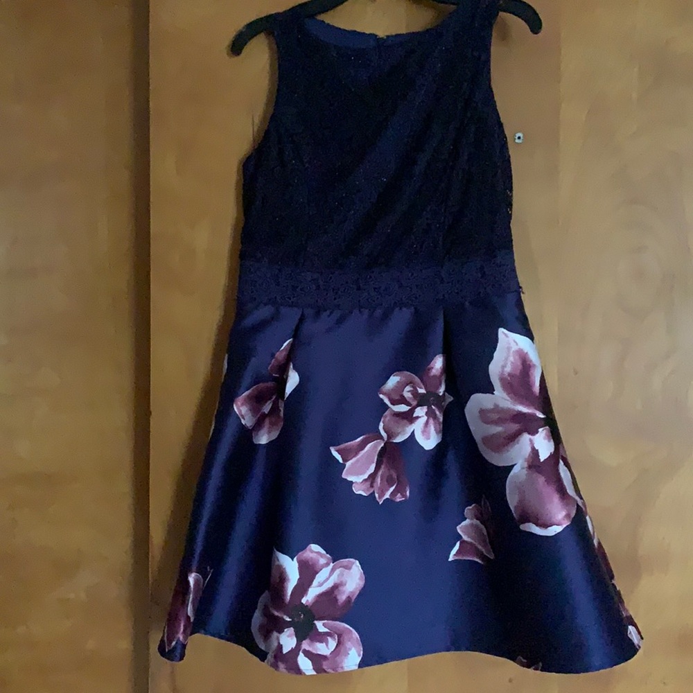 Amy Byer girls size 16 navy blue and purple flower dress